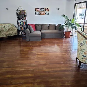 Casa Compartida Weyler Bed & Breakfast